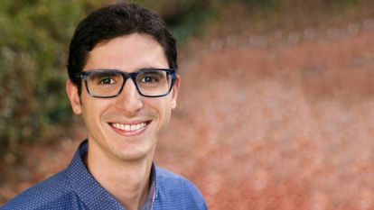 El profesor de Química de la Universidad de Columbia Milan Delor.
