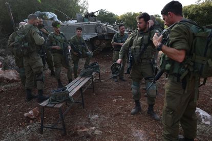 Una unidad militar israelí, este sábado en un lugar no revelado en la frontera con Líbano, en Israel.