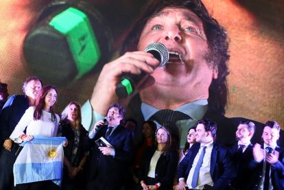 Javier Milei, durante la noche electoral este domingo en Buenos Aires. 