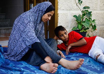 Dima Allamdani, de 16 años, ha perdido a sus padres y siete hermanos en un bombardeo israelí sobre Gaza el pasado 17 de octubre.